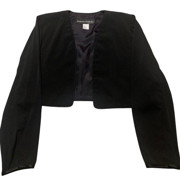 NWOT Barbara Barbara Black Blazer with Structured Shoulders and Clean Lines - Picture 1 of 9